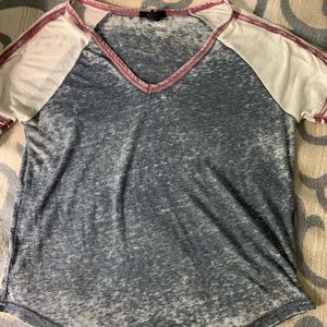 FOREVER 21: Raglan Race Shirt